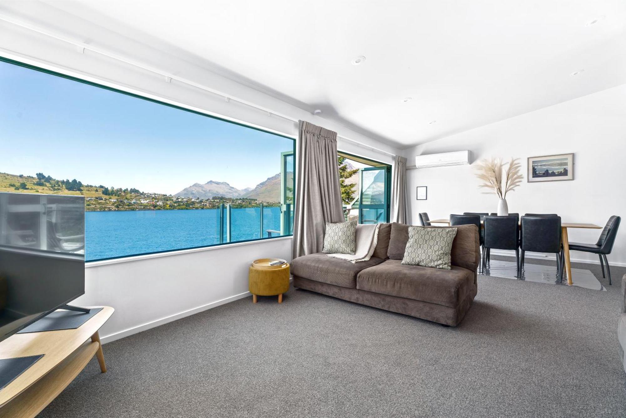 Lakefront Living At Remarkables Retreat - Eight Distretto di Distretto di Queenstown Esterno foto
