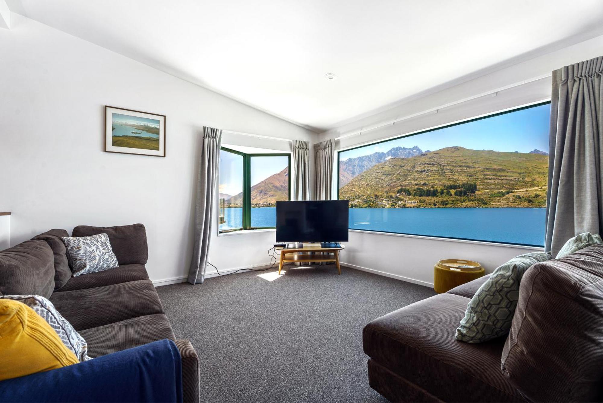 Lakefront Living At Remarkables Retreat - Eight Distretto di Distretto di Queenstown Esterno foto